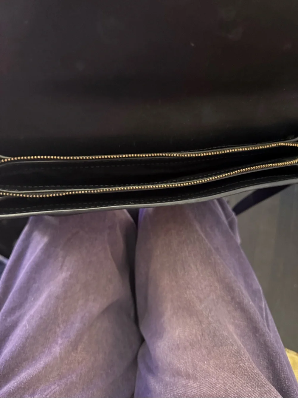 Marc Jacobs Madison Black Leather Messenger/Crossbody Bag (2016)